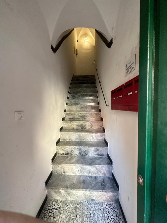 Bed and Breakfast Elegante Stanza Rossa Mottino23 Lerici Zewnętrze zdjęcie